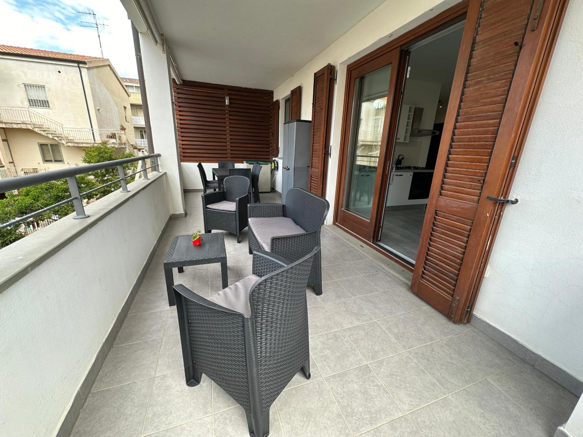 Apartment Gris I Blanca *